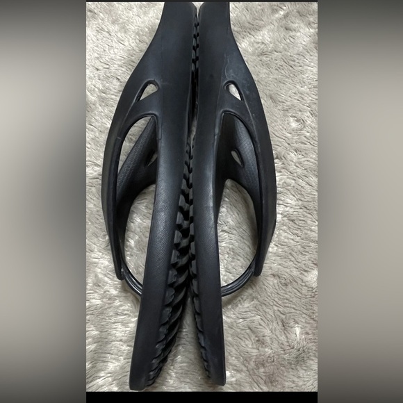 Crocs Iconic Comfort Kadee II Black Flip Flop Sandals Womens Size 11 - Picture 3 of 15